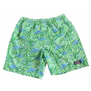 Men’s Vineyard Vines swim trunks green/blue fish pattern Fully lined medium